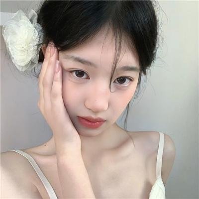 没有人强迫你爱我海报